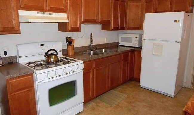 Foto del edificio - Historic 5 Bed 1.5 Bath in York