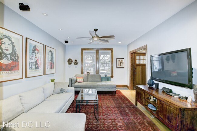 Building Photo - 3 br, 2.5 bath House - 320 Allison St NW
