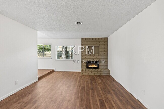 Foto del edificio - 1735 Kingwood Ave