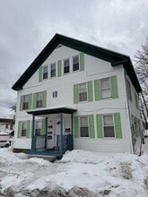 Building Photo - 322 Central St