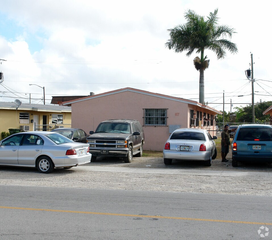 Foto principal - 51-57 NW 6th Ave