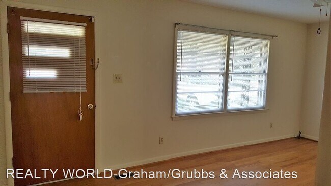 Foto del edificio - 3 br, 1.5 bath House - 11680 Purcell Road