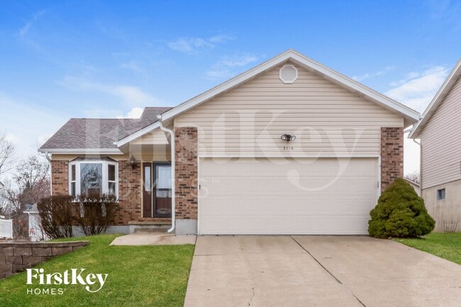 Building Photo - 3114 5 Oaks Dr