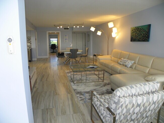 Building Photo - 1748 Jupiter Cove Dr