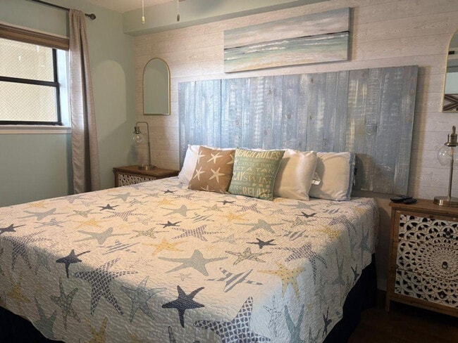 Foto del edificio - 24522 Perdido Beach Blvd