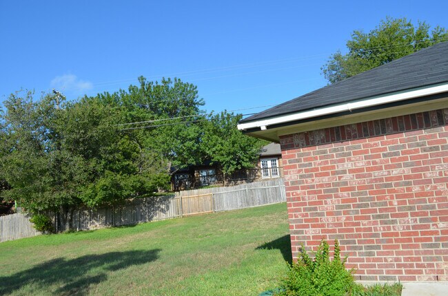Foto del edificio - 3BR 2BA is located in a quiet Harker Heigh...