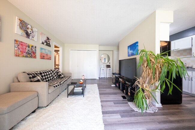 Foto del edificio - 917 11th Ave S