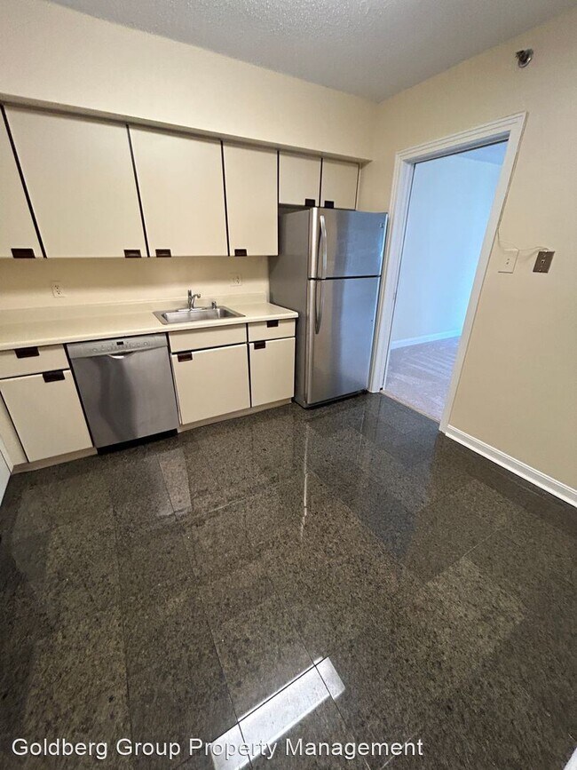 Building Photo - 1 br, 1 bath House - 4550 N Park Ave #203