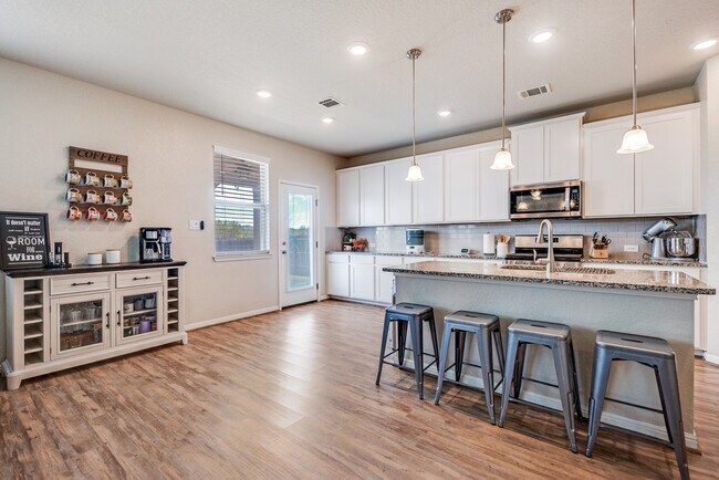 Foto del edificio - 11503 Bakersfield Pass