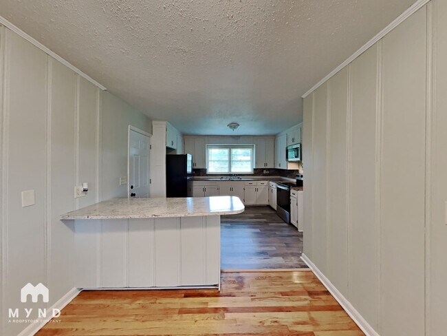 Foto del edificio - 921 N Highland Dr