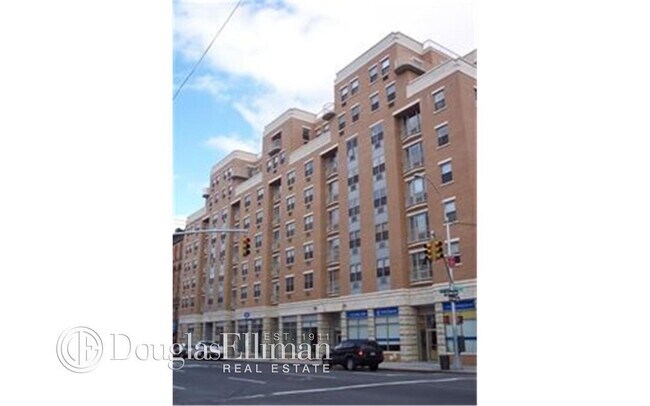 Building Photo - 1825 Madison Avenue