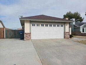 Building Photo - 545 E Ave J 9