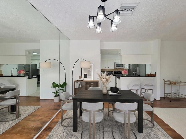 Building Photo - 2220 Bering Dr