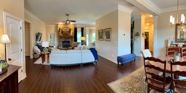 Building Photo - 136 Rocky Creek Rd