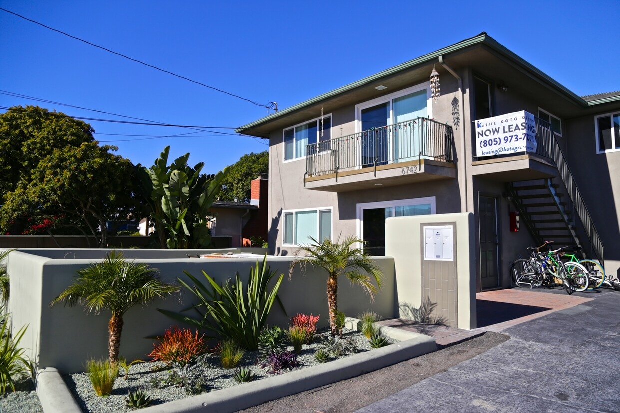 Primary Photo - 6742 Del Playa Dr