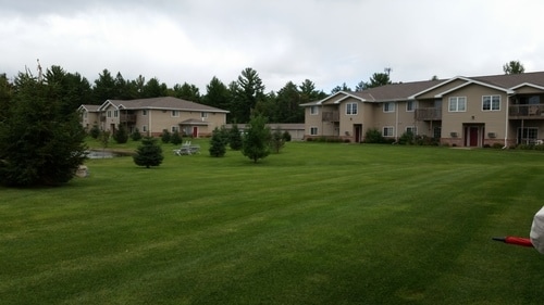 Building Photo - Pinewood Estates
