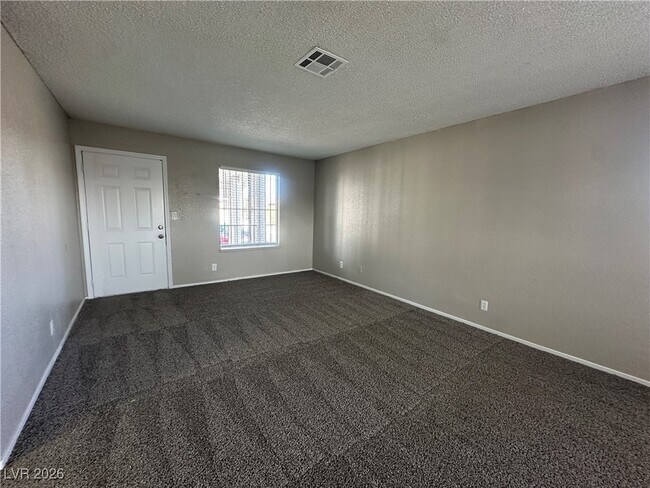 Foto del edificio - 4610 W Sand Creek Ave