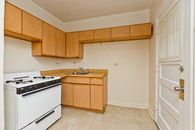 Foto del edificio - 7808 S Colfax Ave