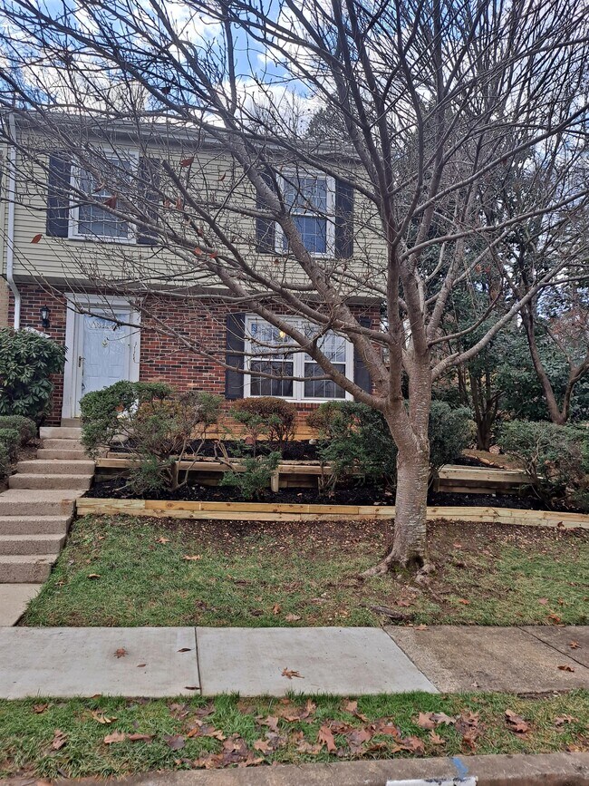 Building Photo - 6479 Rockshire St