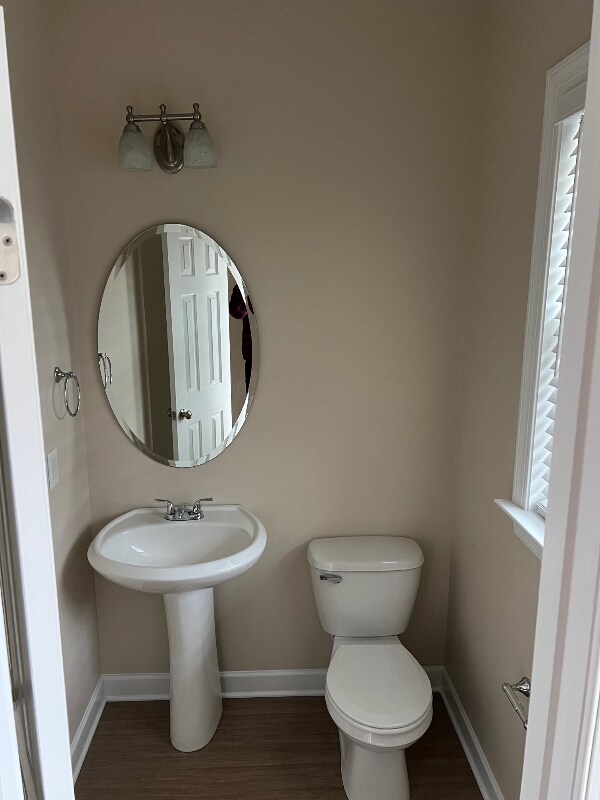 Foto del edificio - 1905 Fieldhouse Ave