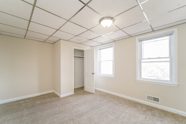 Foto del edificio - 1917 Searles Rd