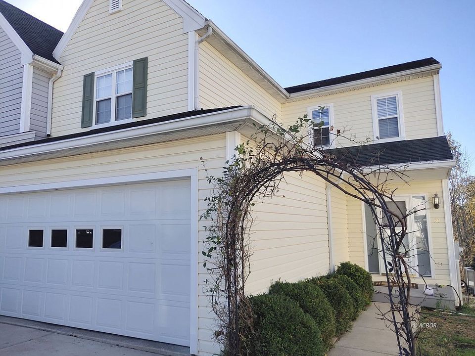 Primary Photo - Townhome at 80 Westfield Pl , Athens