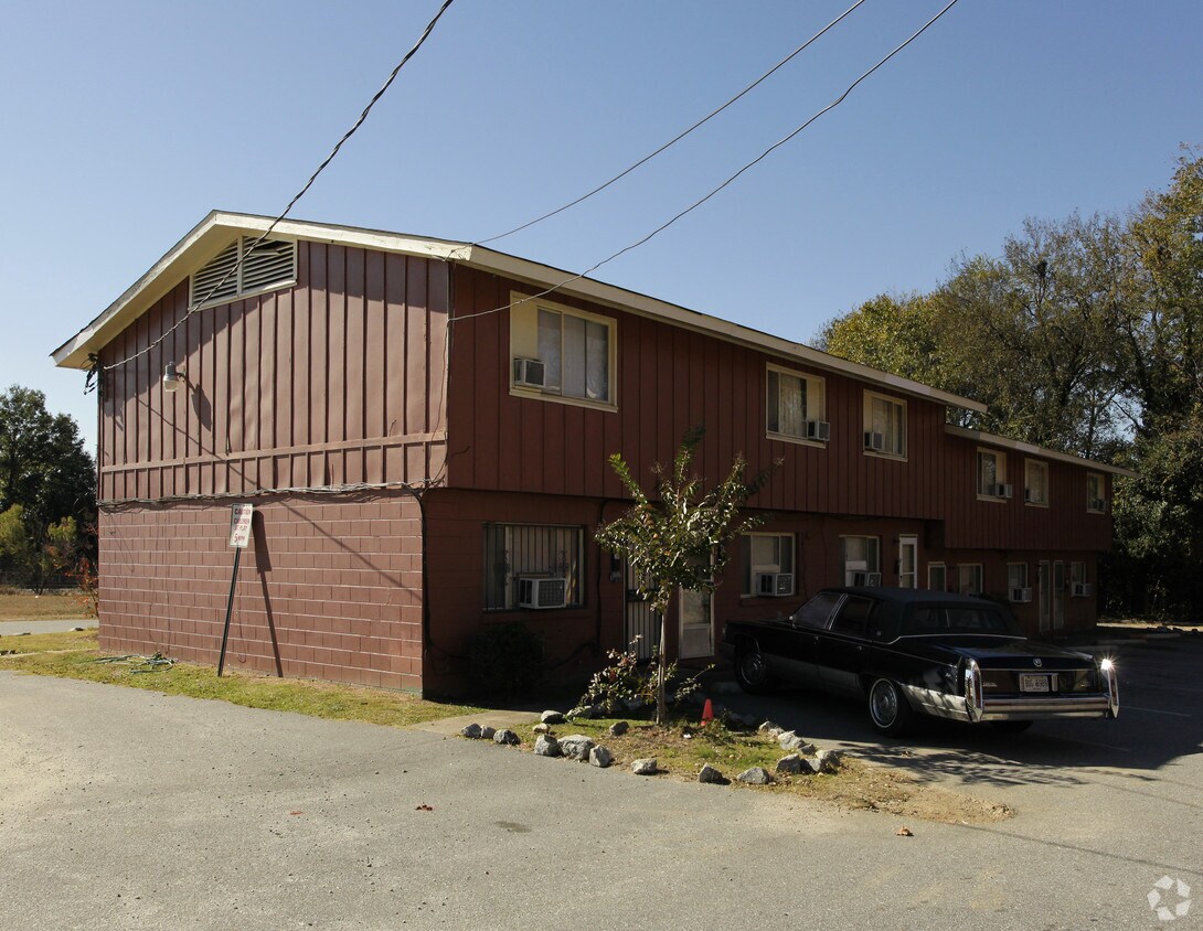 Primary Photo - 1629 5th Ave