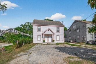 Building Photo - 7111 Myrtle St