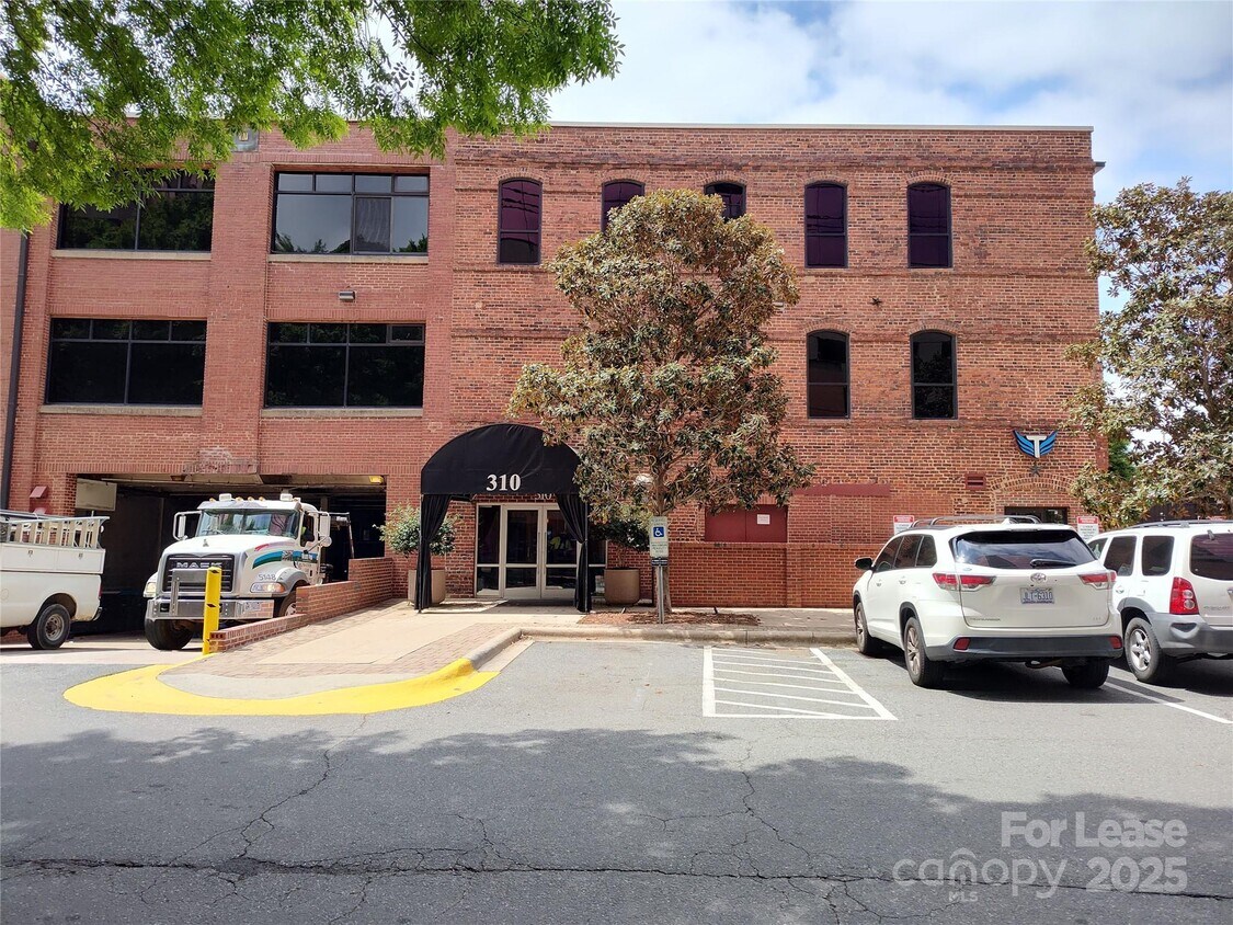 Foto principal - 310 Arlington Ave