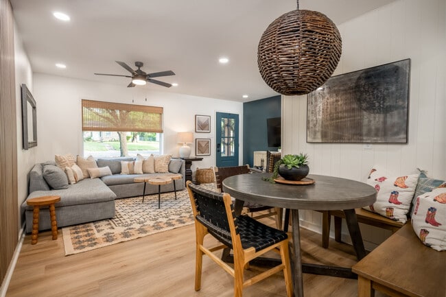 Foto del edificio - 308 Dunn St