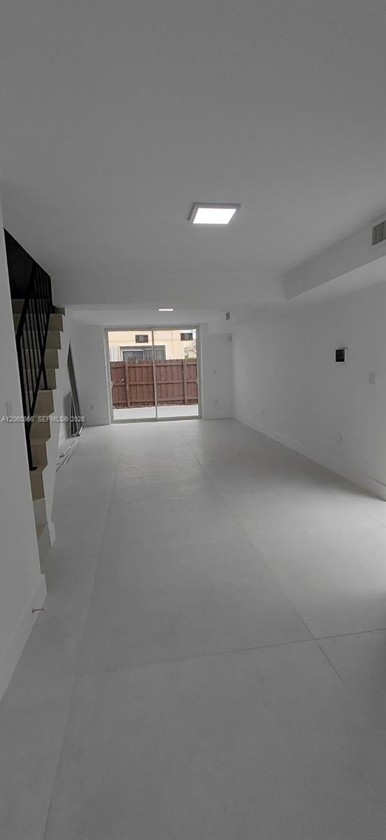 Foto del edificio - 1115 W 38th Terrace