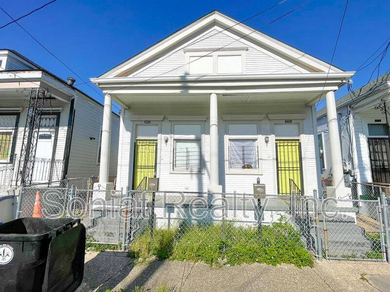 Primary Photo - 2722 Amelia St