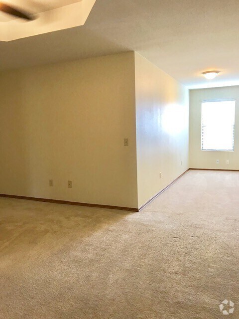 Building Photo - 3300-3302 Ridgecrest Cir