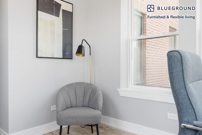 Foto del edificio - 6355 N Paulina St