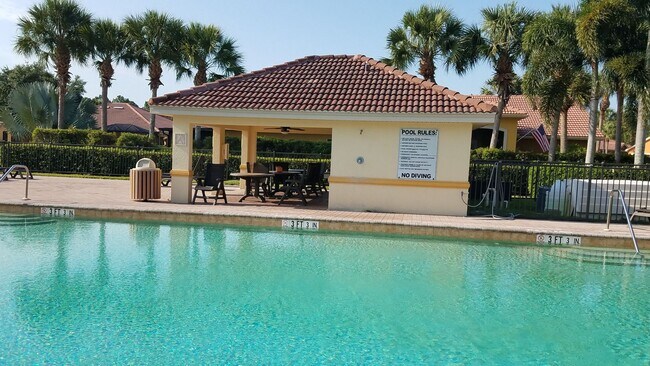 Foto del edificio - 2/2 Lehigh in Vistana Villas $500.00 Off First Month