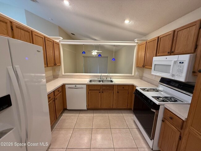 Building Photo - 3022 Pebble Creek St