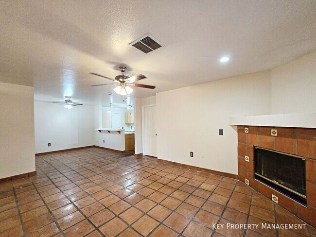 Foto del edificio - 8452 Boseck Dr