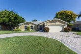 Foto principal - 223 SW 42nd St