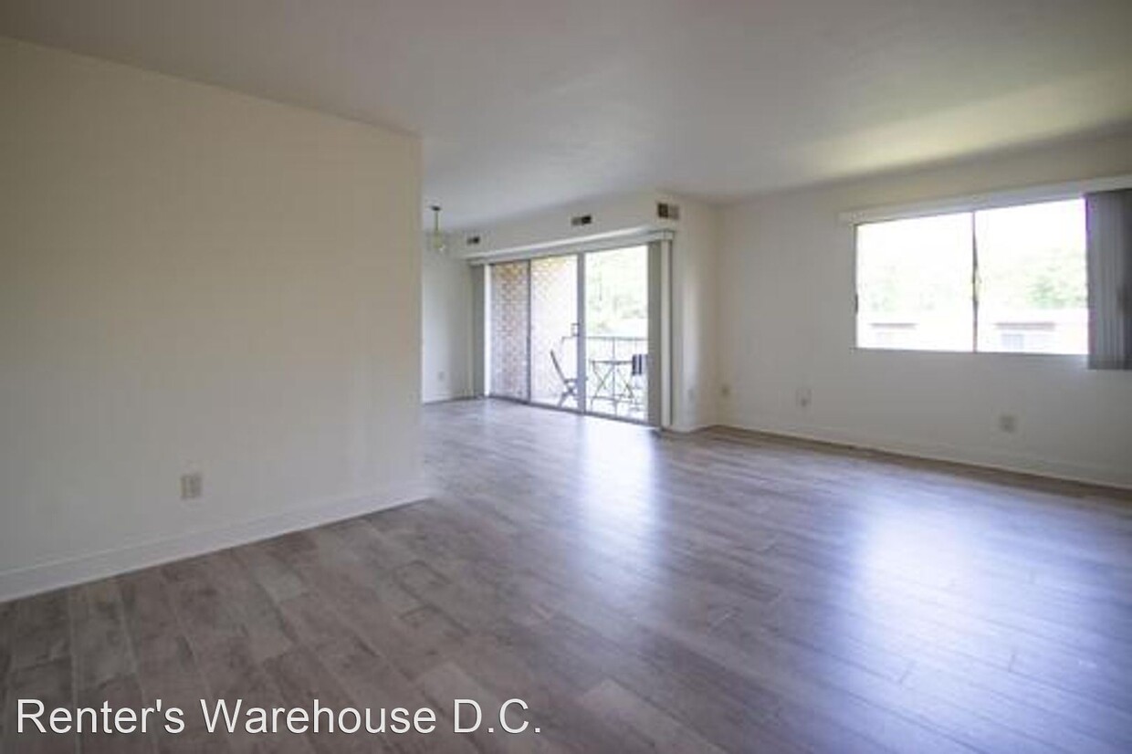 Primary Photo - 2 br, 1 bath House - 2910 Kings Chapel Rd #15