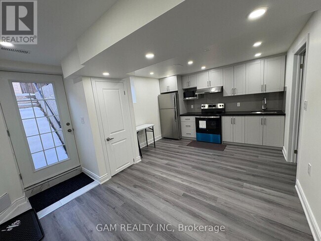 Photo du bâtiment - 4423 Centretown Way
