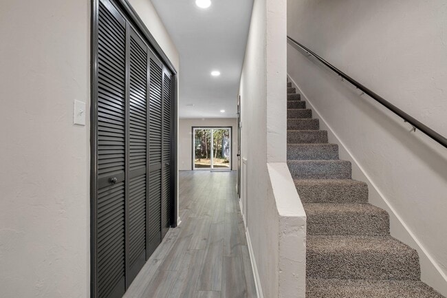 Building Photo - 1226 Hidden Pl