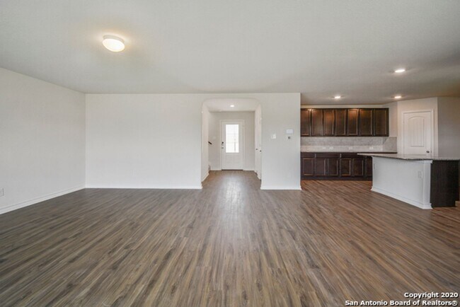 Foto del edificio - Gorgeous Home in the Gated Wortham Oaks Community Now Available! Realtor Commission: $600