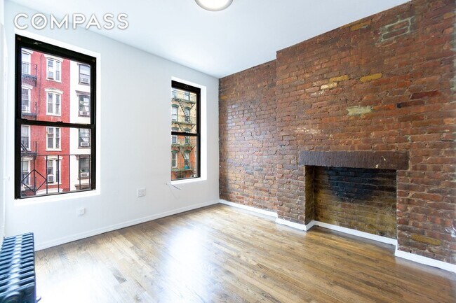 Foto del edificio - 337 E 6th St