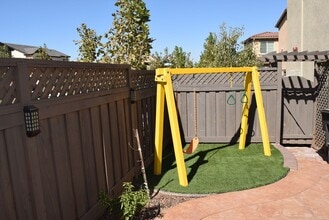 Building Photo - 378 W Abbey Ln