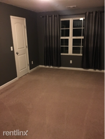 Foto del edificio - 1241 Riverbrook Dr