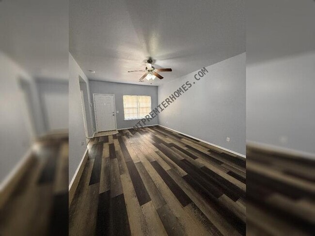 Foto del edificio - 5004 Hunter Blvd