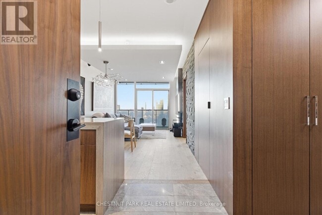 Building Photo - 1 Market St.