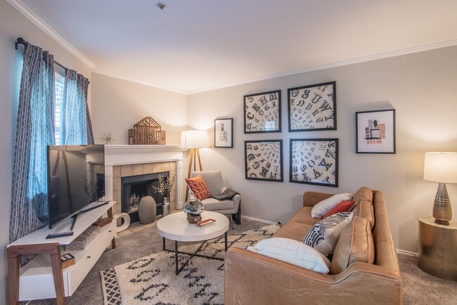 Mountain View Crossing apartments — community photo - Mountain View Crossing