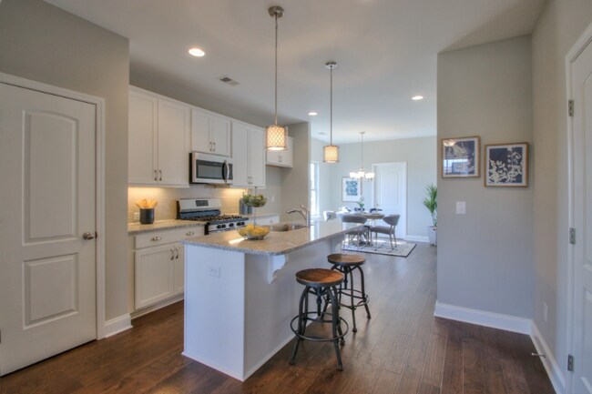 Building Photo - 223 Grandstand Blvd
