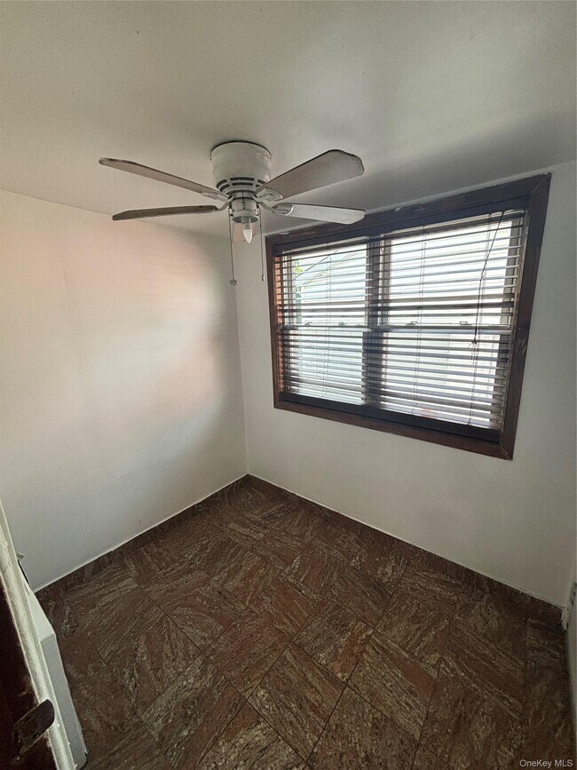 Foto del edificio - 91-05 107th Ave